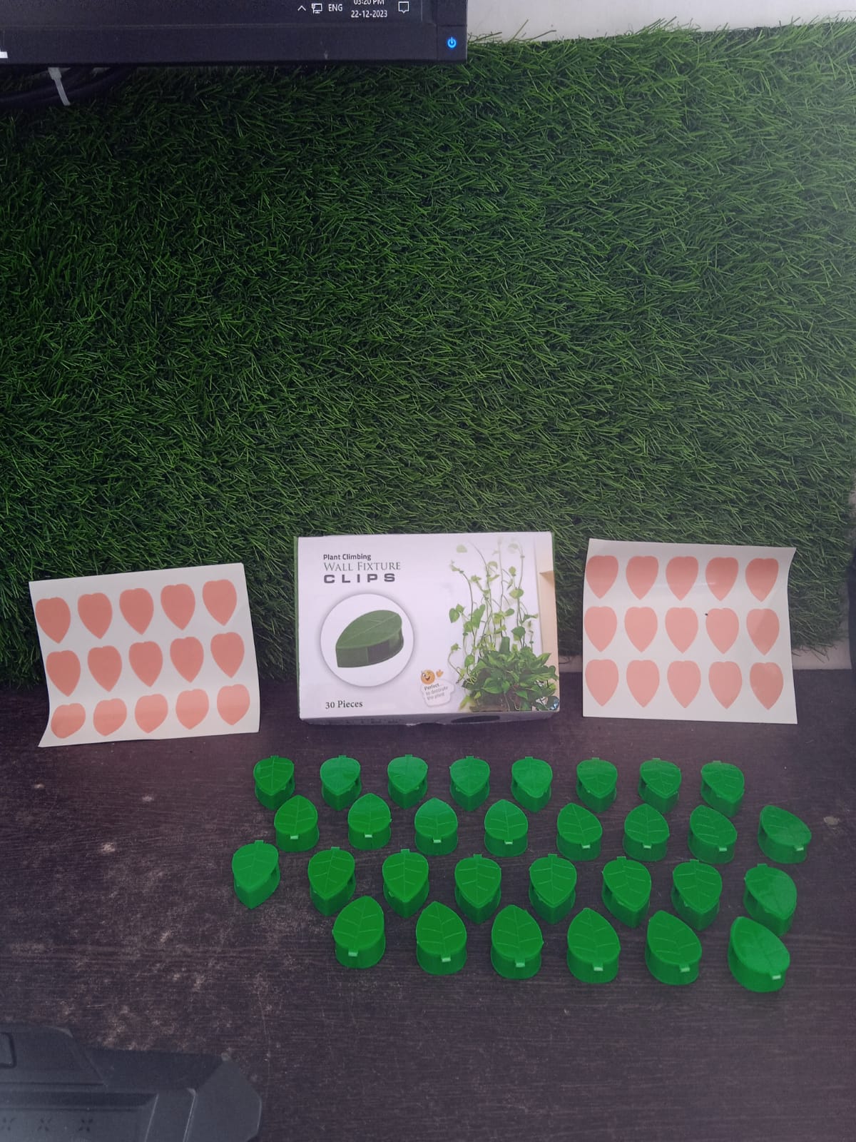 Plant Climbing Wall Fixture Clip Self-Adhesive Hook Vines Traction Invisible Stand Green Plant Clip Garden Wall Clip Plant Support Binding Clip Plants for Indoor Outdoor Decoration (30 Pcs Set) Plant Climbing Wall Fixture Clip Self-Adhesive Hook Vines Traction Invisible Stand Green Plant Clip Garden Wall Clip Plant Support Binding Clip Plants for Indoor Outdoor Decoration (30 Pcs Set)
